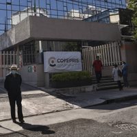 Cofepris prohíbe las tabletas Adult-T contra trastornos sexuales: son un "riesgo para la salud"