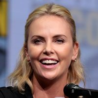 “Todavía hay un trauma con el rodaje”: Charlize Theron habló de su rivalidad con Tom Hardy