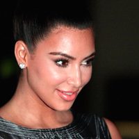 ¡Se vuelve tendencia! Kim Kardashian se propone enamorar al mundo entero ¡Y lo está logrando!