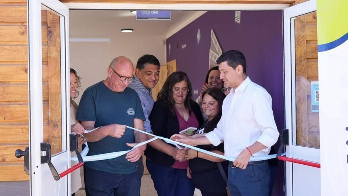 Marcos Koopmann en la inauguración del Centro. Fuente: 
 (Legislatura Neuquén).