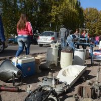 La mitad de los hogares usa ahorros, vende pertenencias o toma préstamos para cubrir gastos
