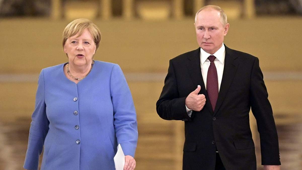 La canciller alemana, Angela Merkel, y su par ruso, Vladimir Putin, reunidos hoy. Fuente: (Twitter)