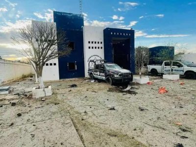 Atacan con explosivos la comandancia de la policía de Luis Moya, Zacatecas (Videos)