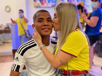 Hemilly Vanegas, la bella esposa de Wilmar Barrios, generó suspiros con sus encantadoras postales