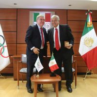 López Obrador anuncia inversión de 5 mmdd para impulsar su proyecto social