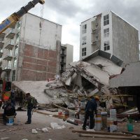 Trump expresa sus condolencias a Peña por víctimas del sismo y ofrece ayuda