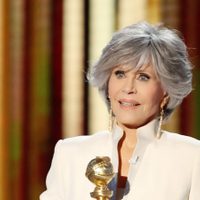 Canas lindas y con personalidad: los productos y cuidados que recomiendan los peluqueros