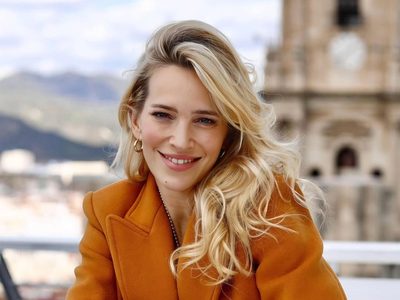 Luisana Lopilato lo confirma: esta prenda clásica vuelve a ser clave en los looks más modernos