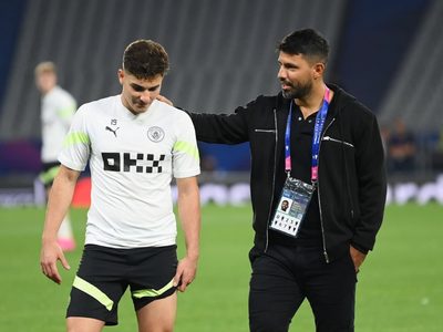 "Va a sufrir": la fuerte revelación del Kun Agüero sobre Julián Álvarez