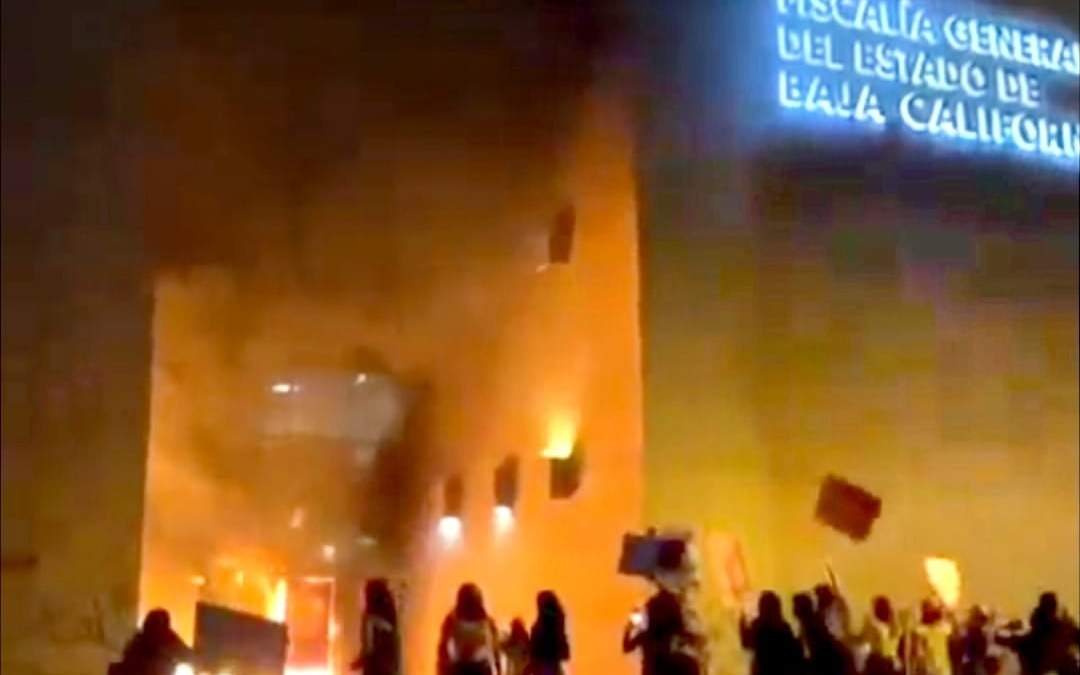 El incendio en la fiscalía