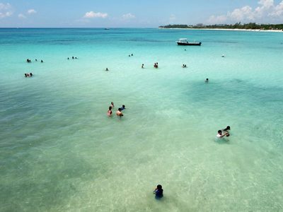 Desesperada búsqueda por reactivar la economía en la Riviera Maya