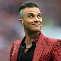 Espacio, lujos y todas las comodidades: la imponente mansión que puso en venta Robbie Williams