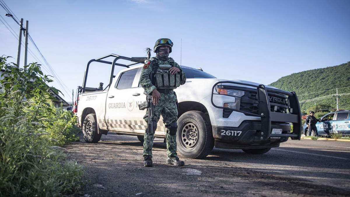 Vigilancia de la Guardia Nacional este domingo en Culiacán, Sinaloa