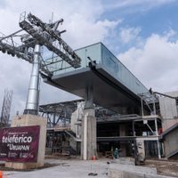 Afectados por el teleférico de Uruapan son presionados para desistirse de amparo contra la obra