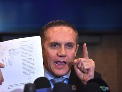 Adrián Rubalcava se retracta: No se va del PRI y buscará “bajar” a Santiago Taboada