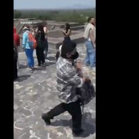 Nuevo video capta al agresor de Teotihuacán antes de abrir fuego