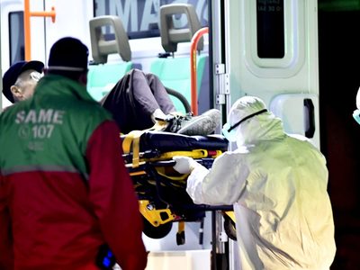 Argentina llegó a las 500 defunciones por coronavirus y los casos confirmados se acercan a los 14.00