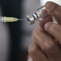 INAI ordena a Cofepris publicar aprobación de vacuna Sinovac