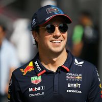 Ya están a la venta: cuánto cuestan los lentes inspirados en Checo Pérez