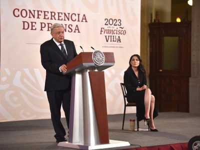 Estos fueron los principales temas de la conferencia mañanera de AMLO del 25 de octubre (Video)