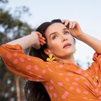 Natalia Oreiro sorprendió con un look romántico y teatral que revive el espíritu bohemio