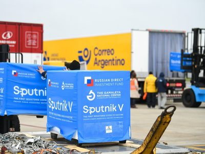 Segundo componente Sputnik V: el martes arribará un vuelo desde Rusia