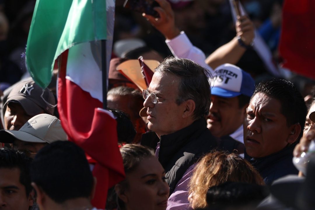 Ebrard marcha