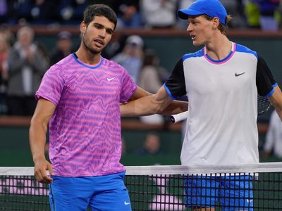 Tras ganar el Abierto de Australia: la decisión de Jannik Sinner que beneficia a Carlos Alcaraz