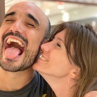 Bomba: Abel Pintos y Mora Calabrese se casaron en secreto y revelaron detalles del íntimo momento