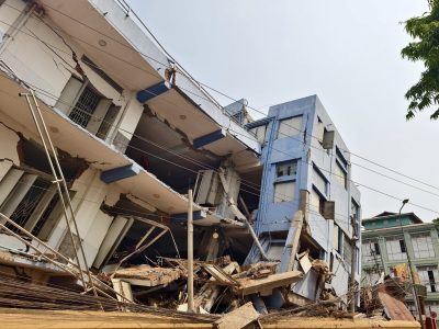 La Junta Militar de Birmania confirma 144 muertos y 732 heridos por el terremoto de 7.7