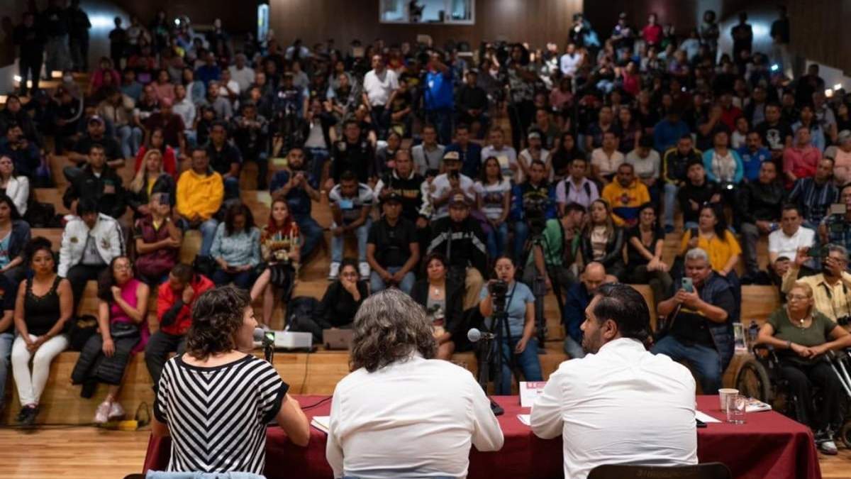 El encuentro con músicos sonideros, clubes de bailes y promotores culturales