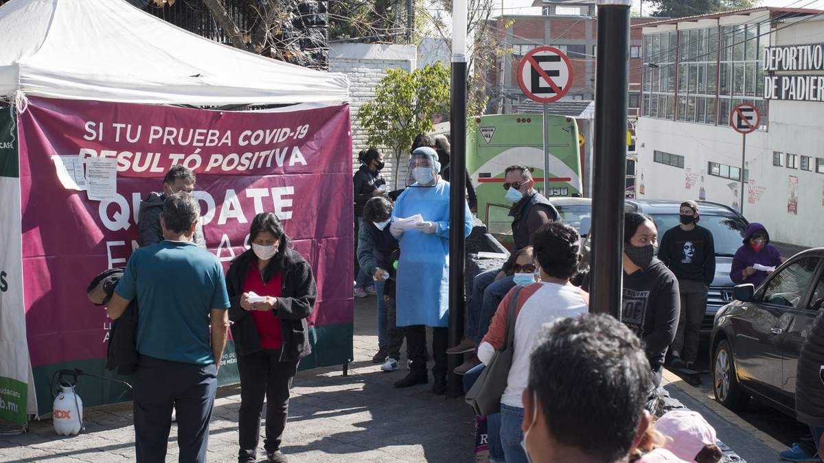 Un quiosco de detección de covid en Coyoacán