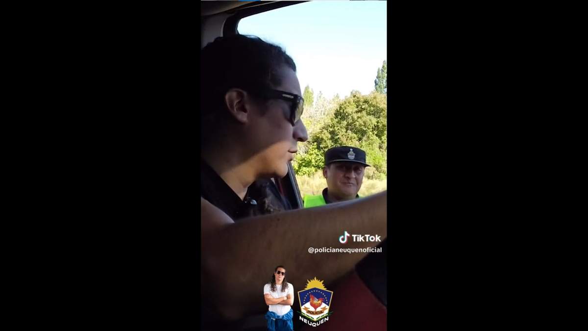 El Petroka en un control policial. Fuente: (TikTok)