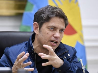 Axel Kicillof desdoblaría las elecciones provinciales y podría postergarlas hasta fin de año