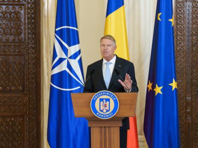 El presidente de Rumania renuncia ante la amenaza de un proceso de destitución