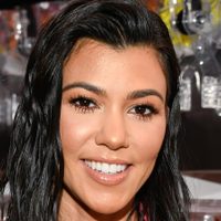 ¡Ahora sí! Kourtney Kardashian desató una polémica por una foto donde… ¿Está embarazada?