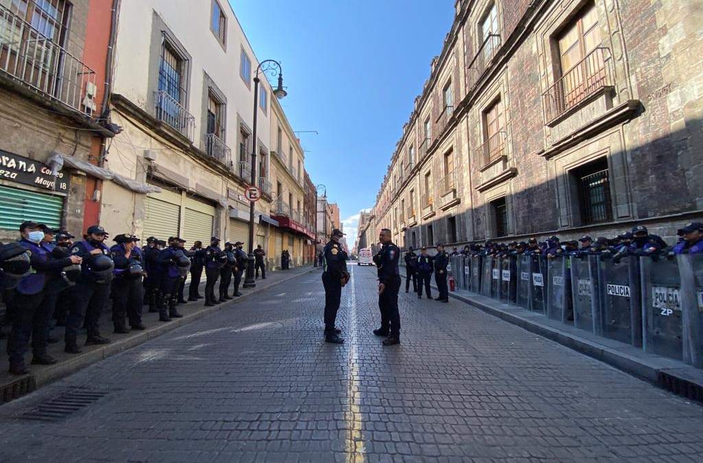 Los policías que estarán resguardando la manifestación