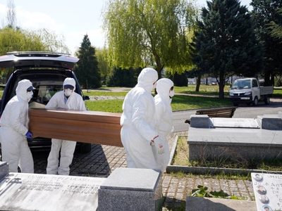 Coronavirus: así se preparan las funerarias para el pico de muertes