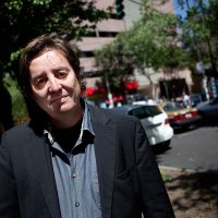 Al poeta español Luis García Montero, el Premio del Festival Internacional de Poesía 2017