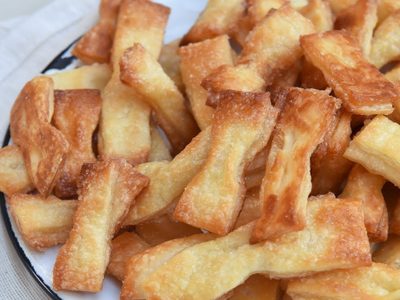Moñitos de hojaldre azucarados: poné la pava y prepará esta receta increíble para merendar