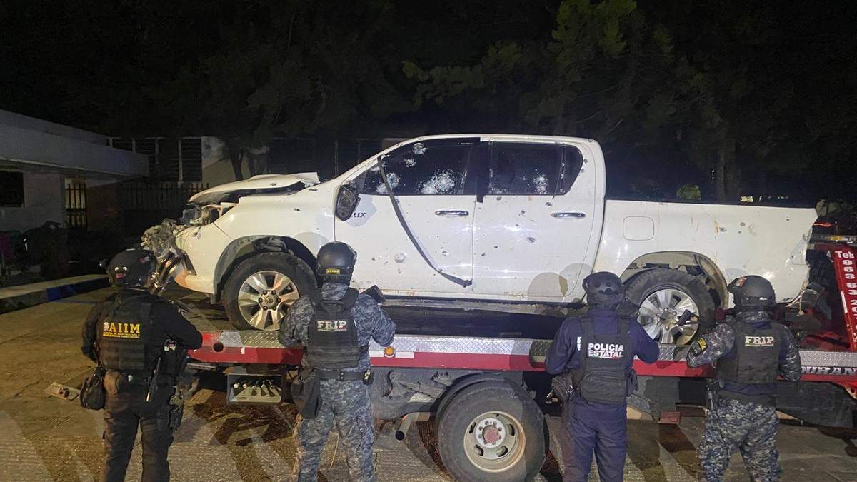 Uno de los vehículos asegurados tras el enfrentamiento