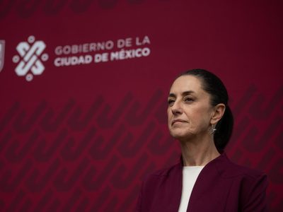 "No subsidiamos lo privado", dijo Sheinbaum por críticas a Beca del Bienestar en escuelas públicas