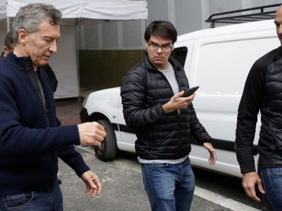 Dario Nieto: los chats que comprometen al exsecretario privado de Mauricio Macri