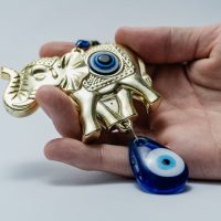 Horóscopo chino: qué amuletos deberá usar cada signo para la buena suerte en este mes