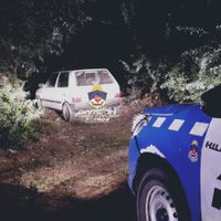 Robaron un auto, huyeron a toda velocidad y lo dejaron abandonado en el Paseo de la Costa