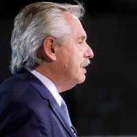 Alberto Fernández: “Ampliaremos días por maternidad, paternidad y adopción”