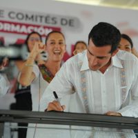 Sheinbaum y Delgado reivindican a Rommel Pacheco: pasó de ser “traidor a México” a “enorme orgullo”