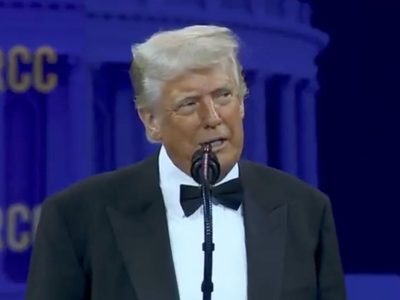 Trump: países me están “besando el trasero” para negociar aranceles (Video)