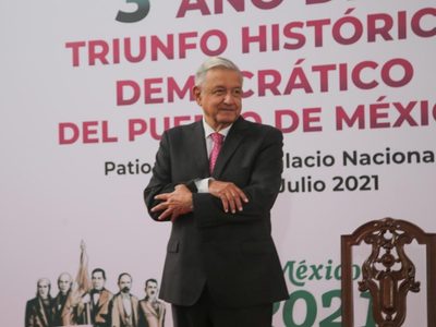 AMLO destaca "signos alentadores" de recuperación económica