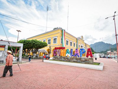 Apague su celular y entréguelo al chofer: imponen estas “condiciones” para viajar en zona de Chiapas